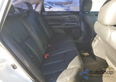 2016 Nissan Altima 2.5 из США, поврежденный, VIN 1N4AL3AP1GC213613